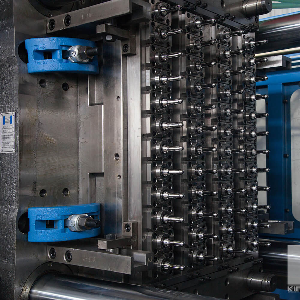 Bottle Injection Moulding Machines