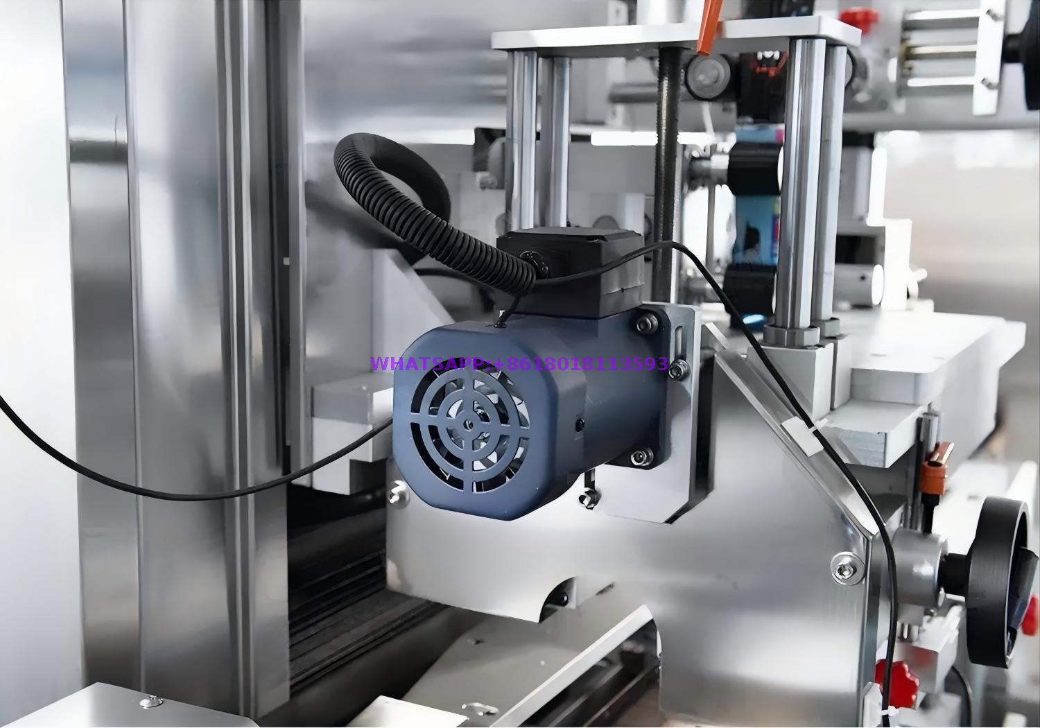 High Speed Heating Tunnel Shrink Sleeve Labeling Machine