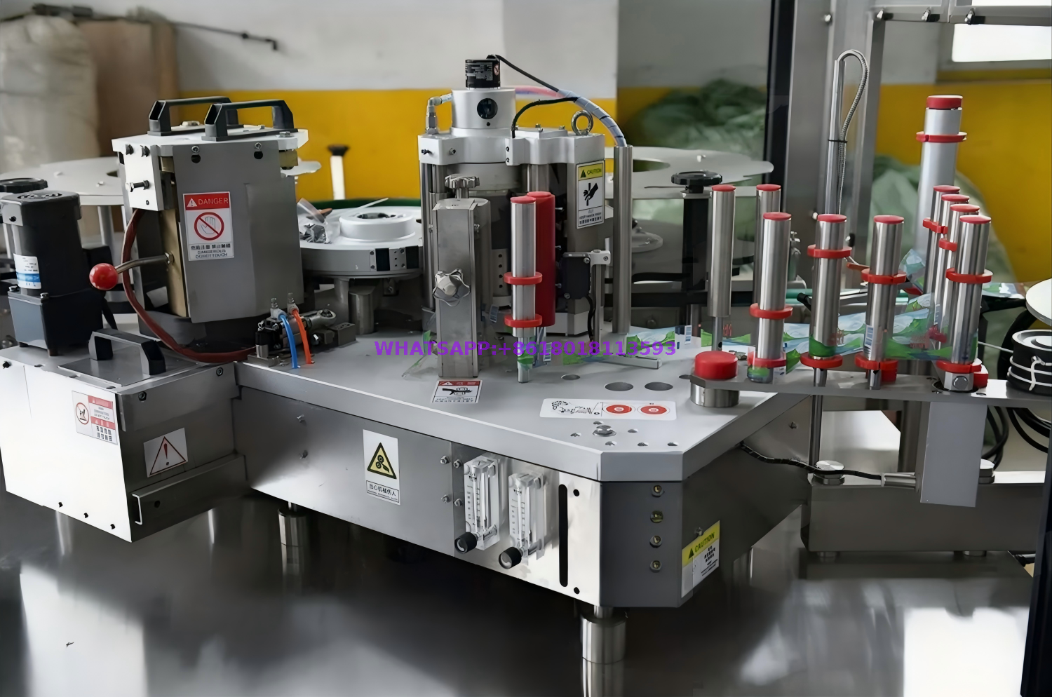 Low Cost Hot Melt OPP Bottle Labeling Machine
